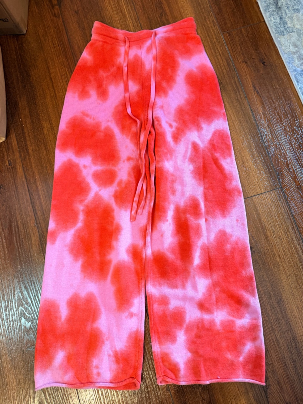 Women’s Tie-Dye Red Pink pants knit PRICE IS FIRM - Picture 1 of 3